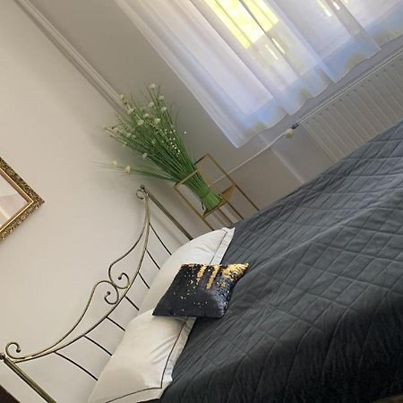 Golden Apartament Legionow Stary Toruń Esterno foto